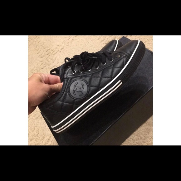 CHANEL Shoes - Chanel black sneakers